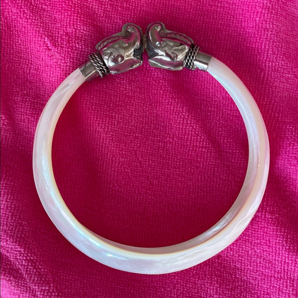 Vtg. Stunning Handmade Mother of Pearl Silver Lucky Elephants Bracelet